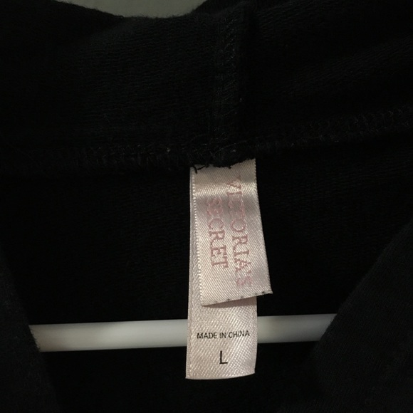 Victoria’s Secret cropped hoodie - Picture 3 of 3